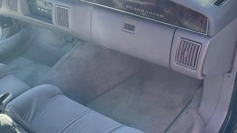 1993 Buick Roadmaster - Image 10 of 19