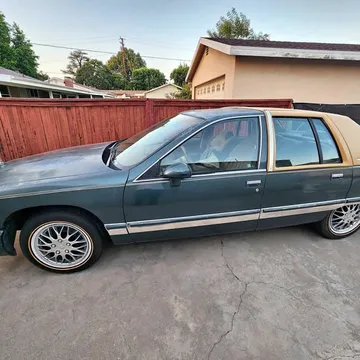 1993 Buick Roadmaster Limited Sedan 4D