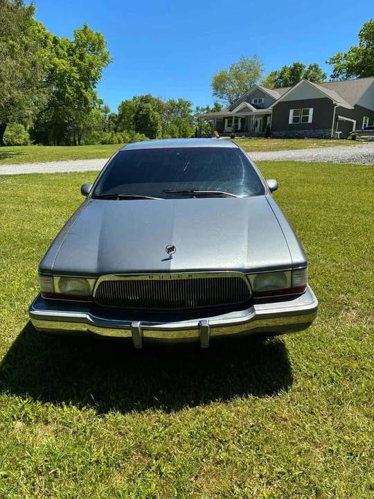1993 Buick Roadmaster - Image 11 of 12