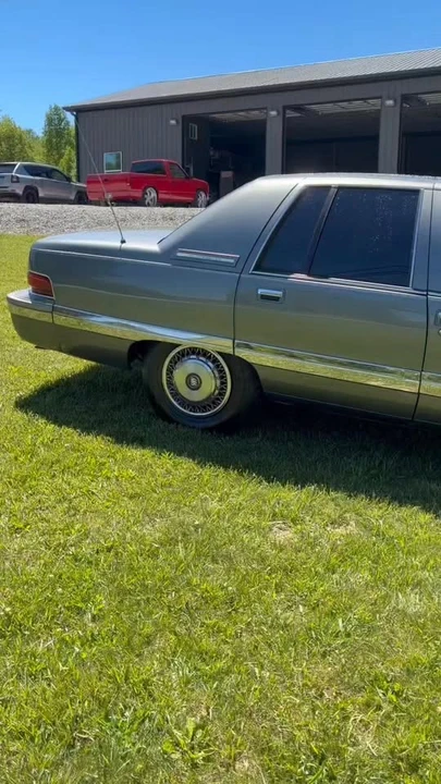 1993 Buick Roadmaster - Image 12 of 12