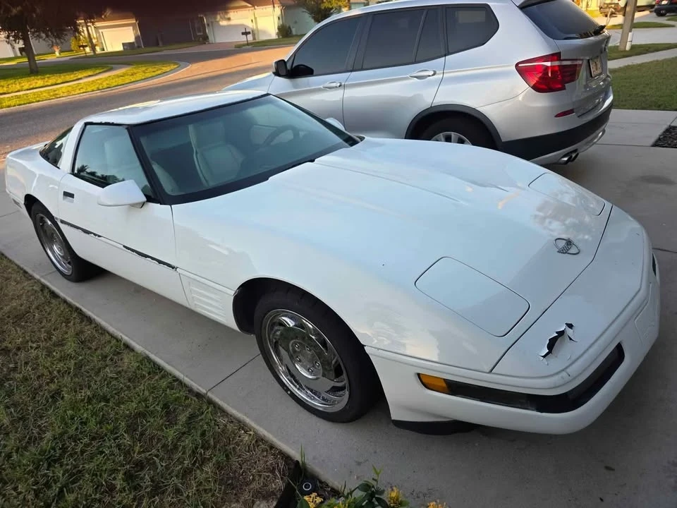 1993 Chevrolet Corvette C4 - Image 3 of 10