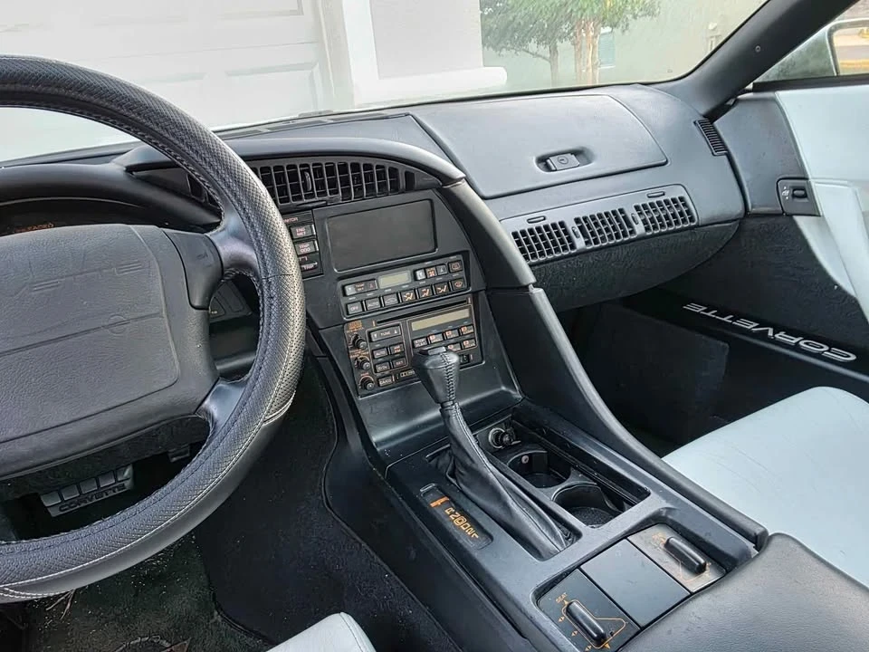 1993 Chevrolet Corvette C4 - Image 6 of 10