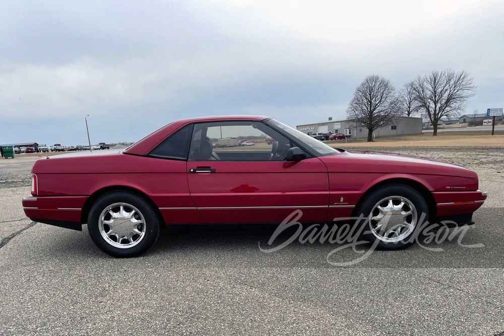 1993 Cadillac Allante - Image 9 of 9