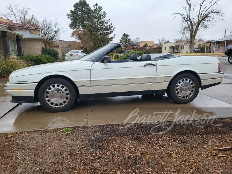 1993 Cadillac Allante - Image 5 of 5