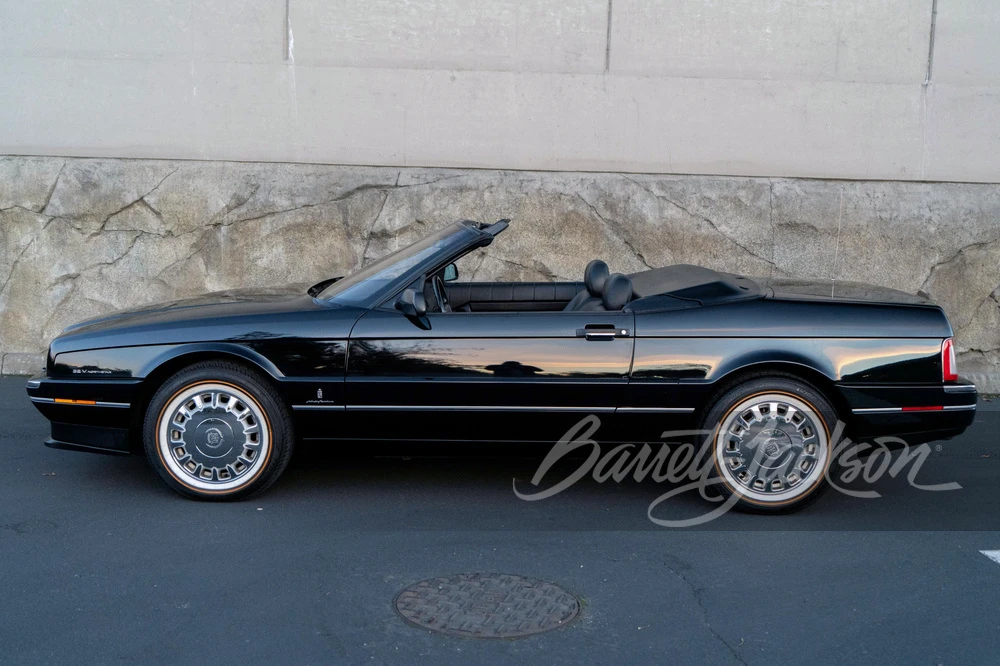 1993 Cadillac Allante - Image 11 of 11