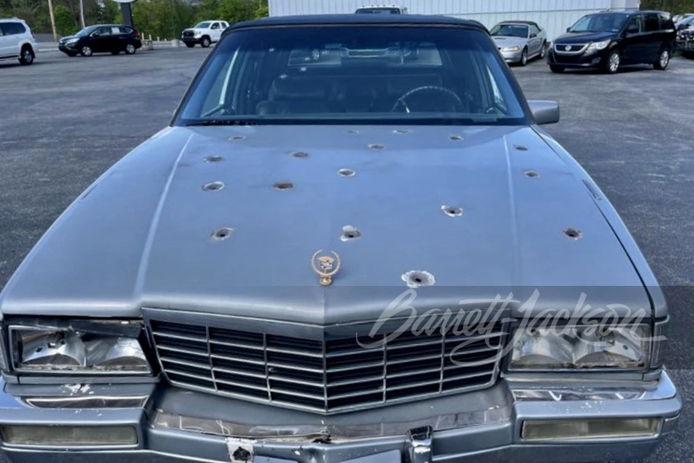 1993 Cadillac DeVille 6th Gen - Image 6 of 10