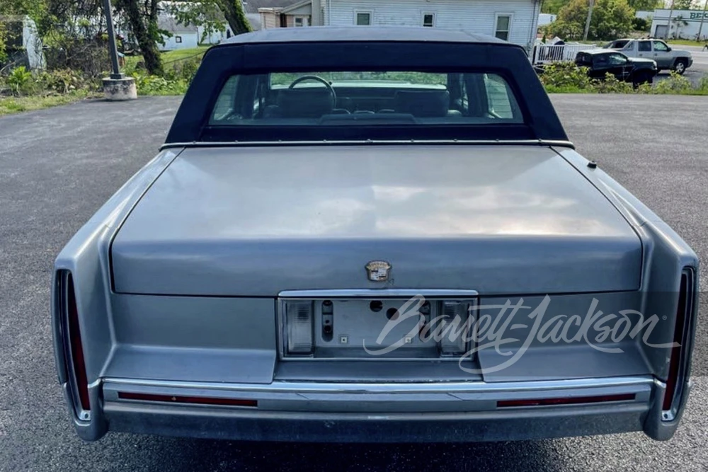 1993 Cadillac DeVille 6th Gen - Image 9 of 10