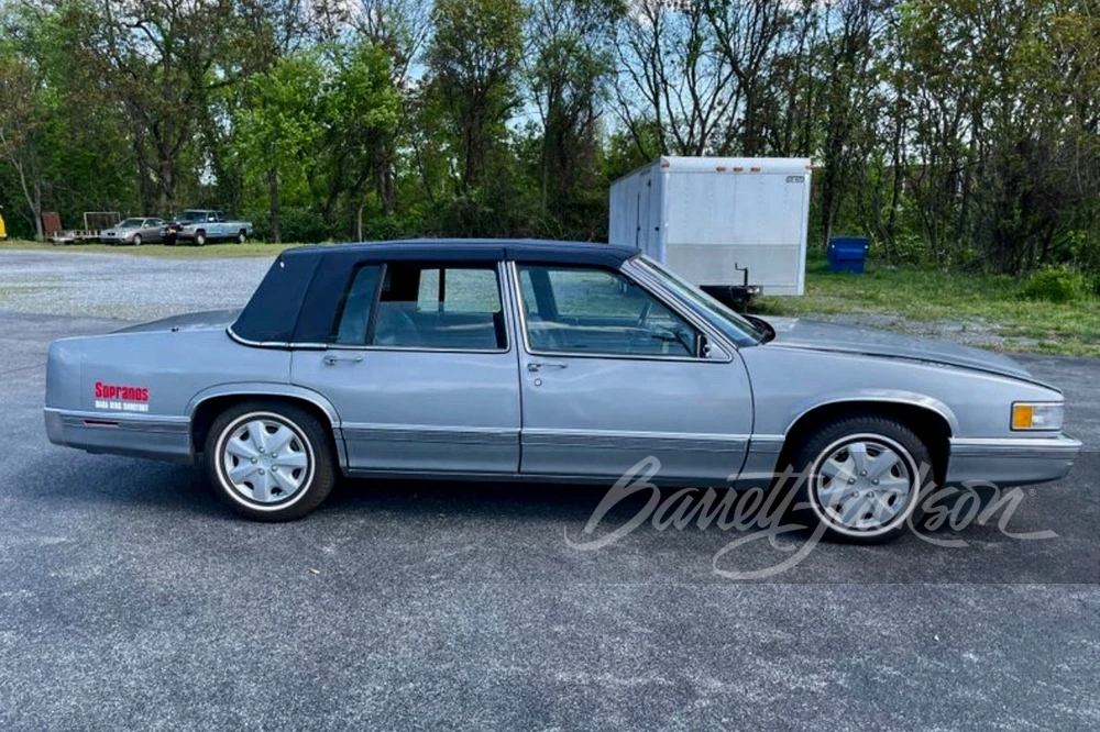 1993 Cadillac DeVille 6th Gen - Image 10 of 10