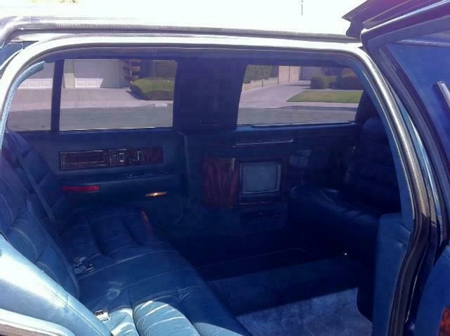 1993 Cadillac Fleetwood - Image 4 of 5