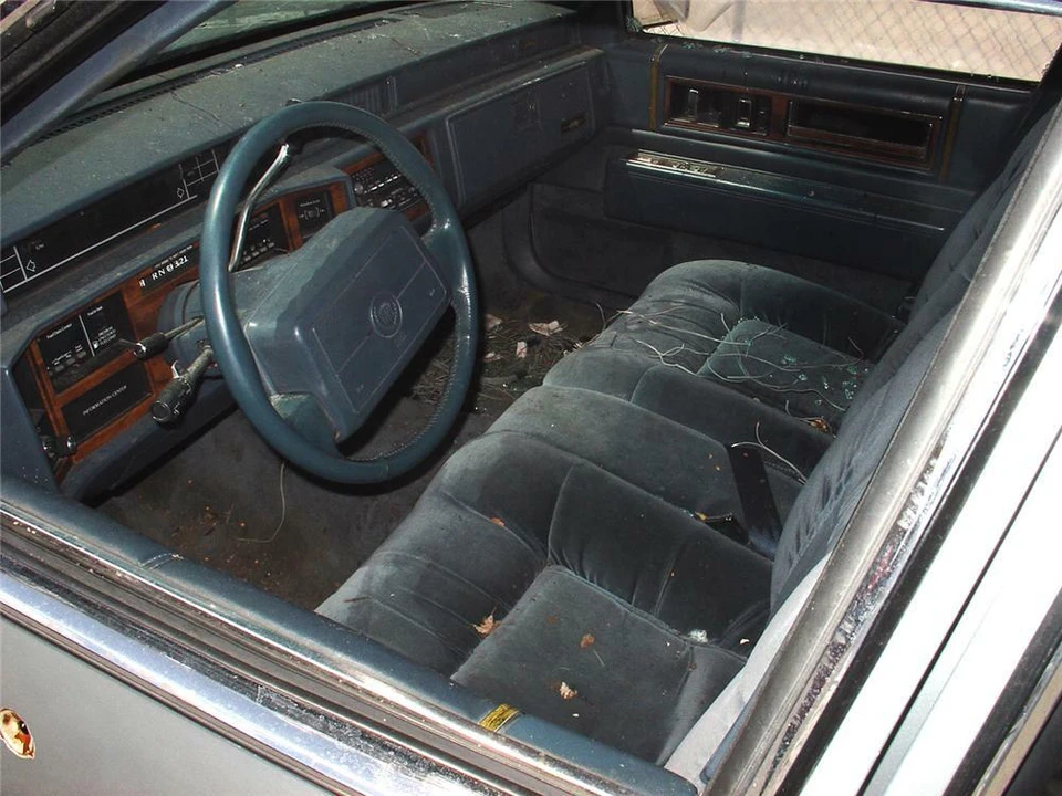 1993 Cadillac Fleetwood - Image 4 of 5