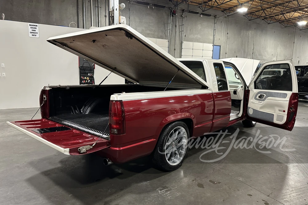 1993 Chevrolet C/K 4th Gen - Image 4 of 31