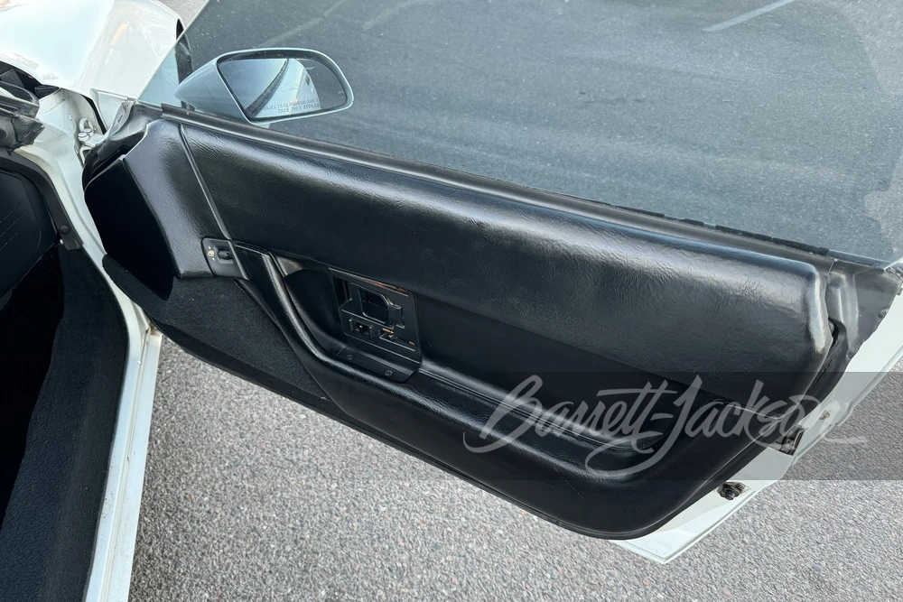 1993 Chevrolet Corvette C4 - Image 8 of 11
