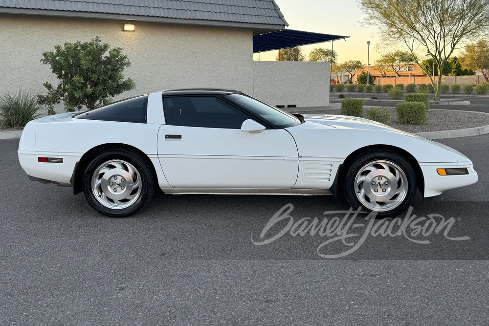 1993 Chevrolet Corvette C4 - Image 5 of 11