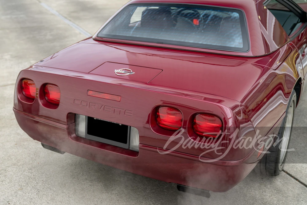 1993 Chevrolet Corvette C4 - Image 16 of 19