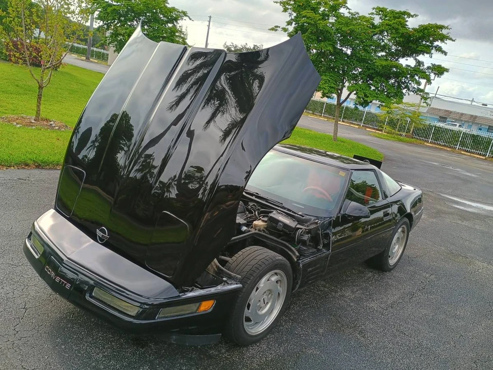 1993 Chevrolet Corvette C4 - Image 19 of 24