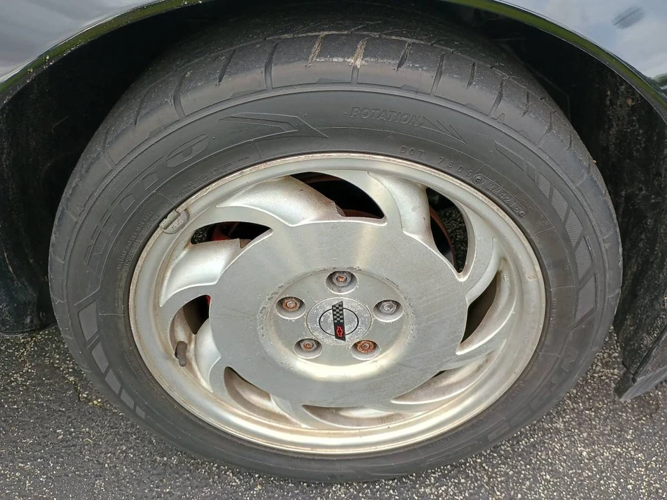 1993 Chevrolet Corvette C4 - Image 23 of 24