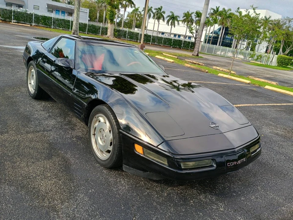 1993 Chevrolet Corvette C4 - Image 6 of 24