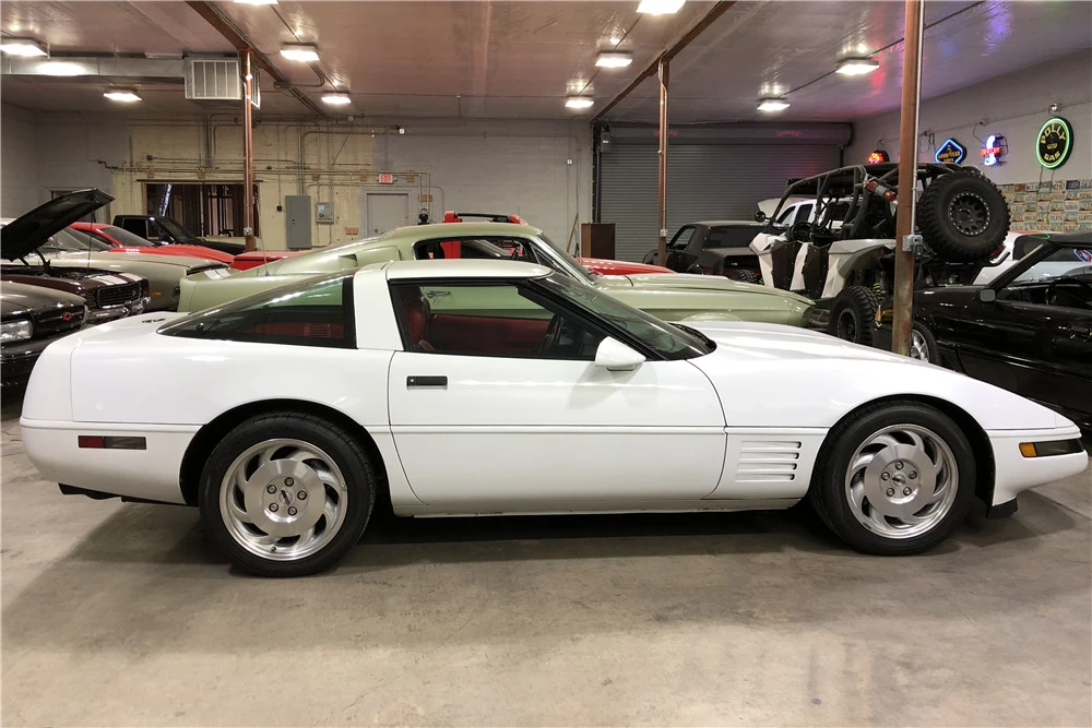 1993 Chevrolet Corvette C4 - Image 5 of 5