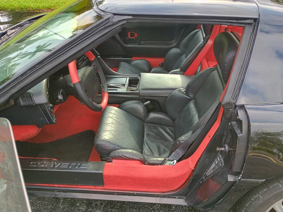1993 Chevrolet Corvette C4 - Image 10 of 24