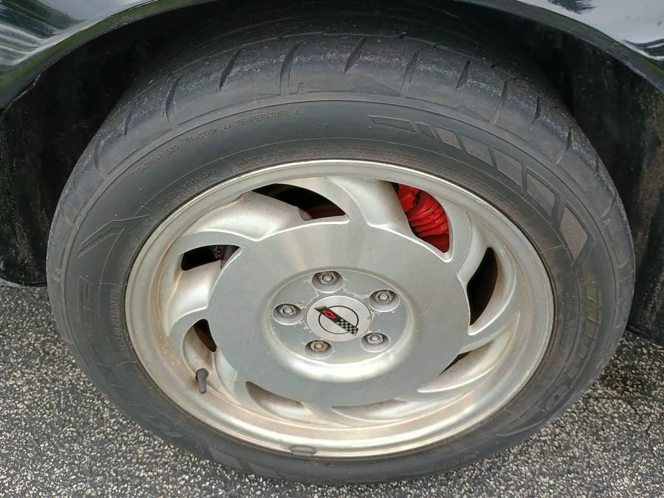1993 Chevrolet Corvette C4 - Image 23 of 24