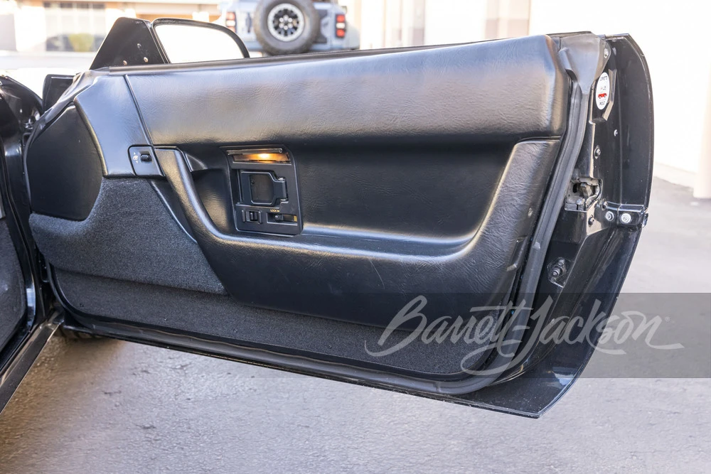 1993 Chevrolet Corvette C4 - Image 19 of 26