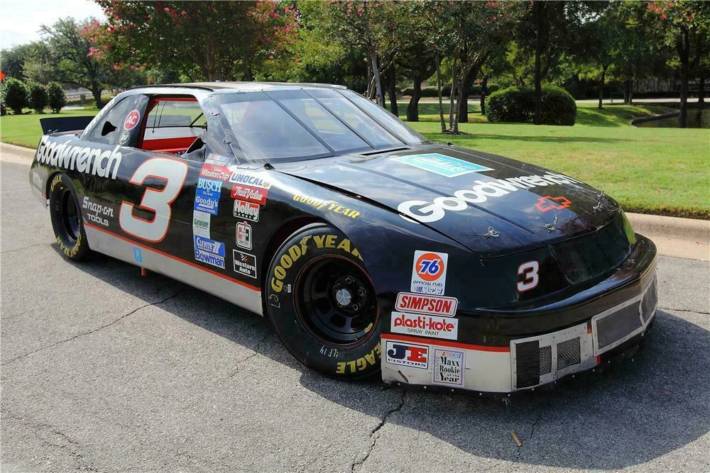 1993 Chevrolet Lumina - Image 2 of 4