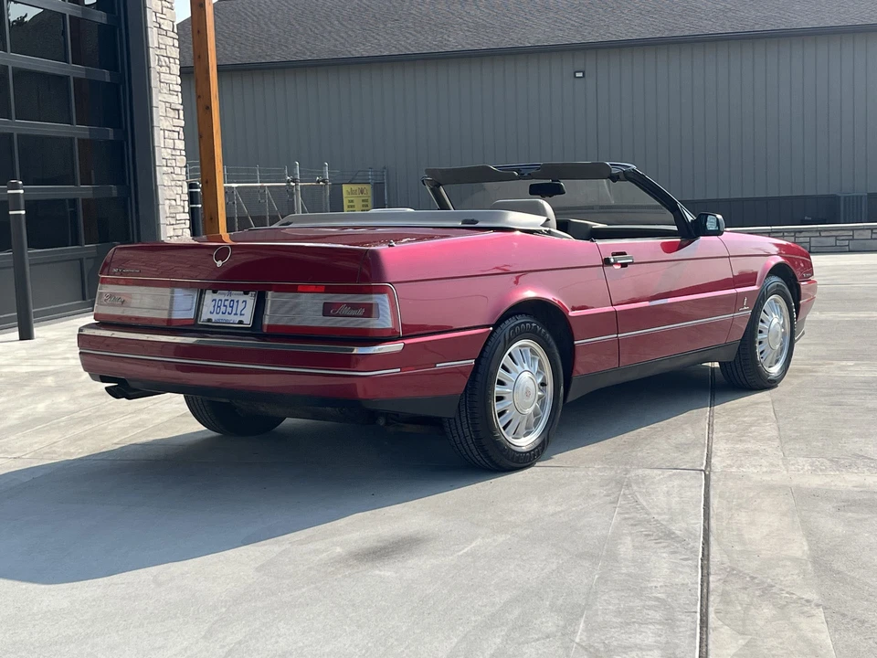1993 Cadillac Allante - Image 6 of 31