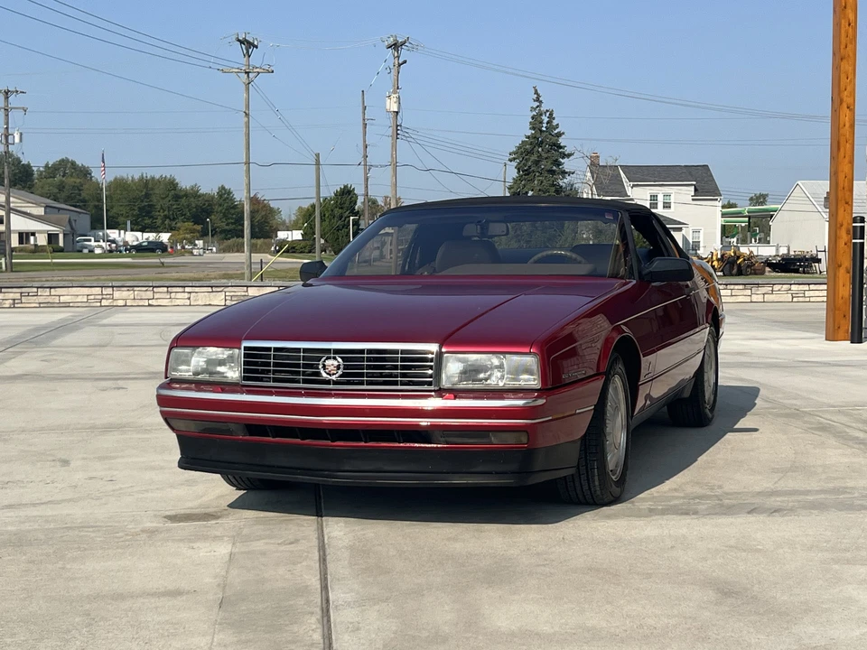 1993 Cadillac Allante - Image 10 of 31