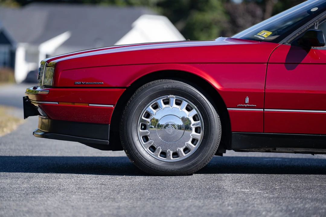 1993 Cadillac Allante - Image 31 of 31
