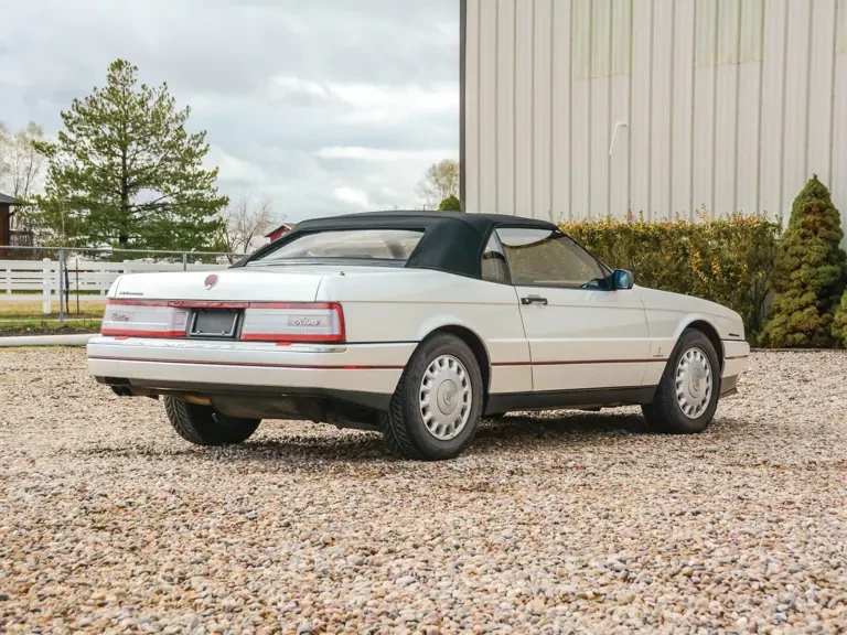 1993 Cadillac Allante - Image 3 of 11