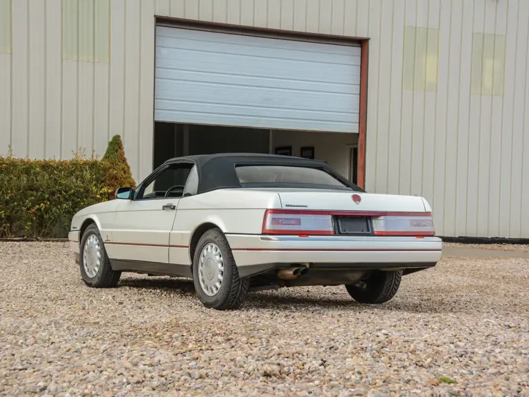1993 Cadillac Allante - Image 11 of 11