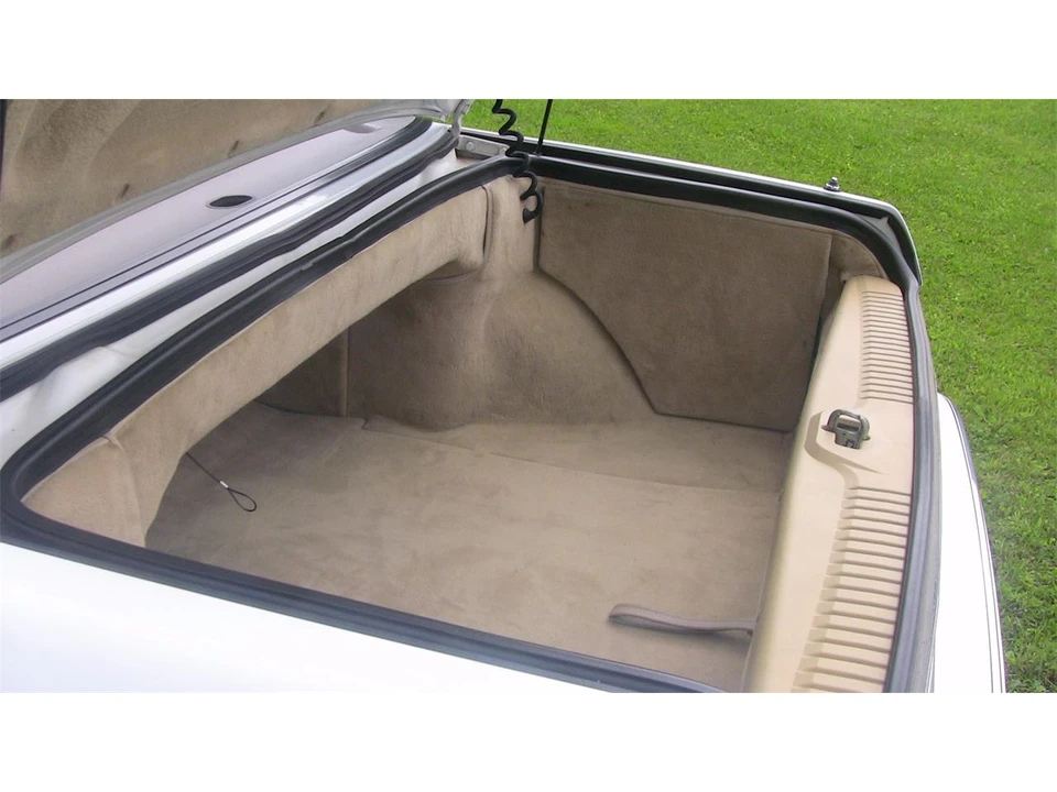 1993 Cadillac Allante - Image 19 of 31