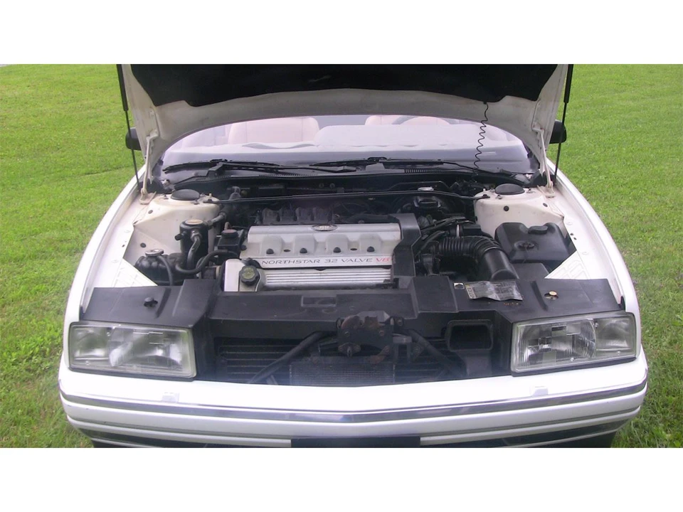 1993 Cadillac Allante - Image 26 of 31