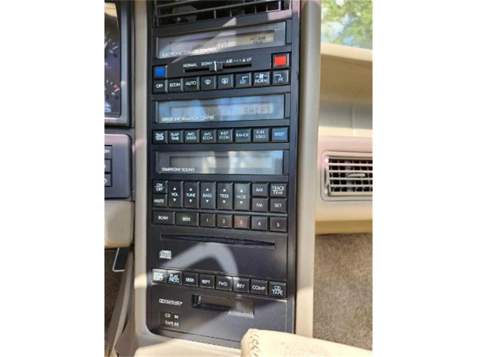1993 Cadillac Allante - Image 7 of 25