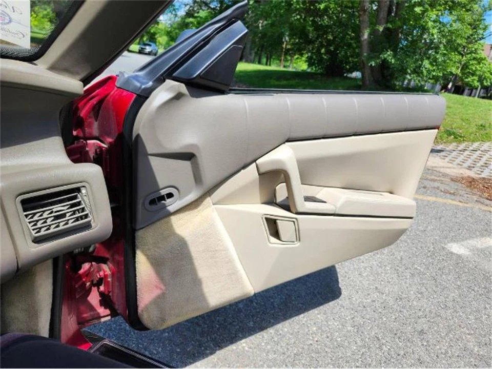 1993 Cadillac Allante - Image 17 of 25