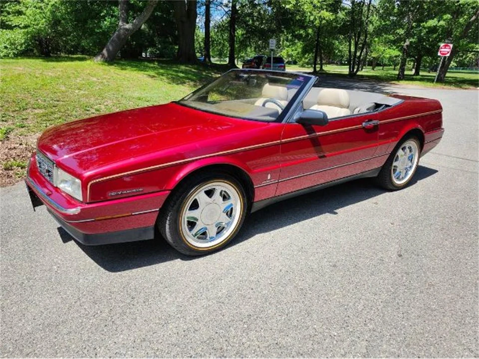1993 Cadillac Allante - Image 24 of 25