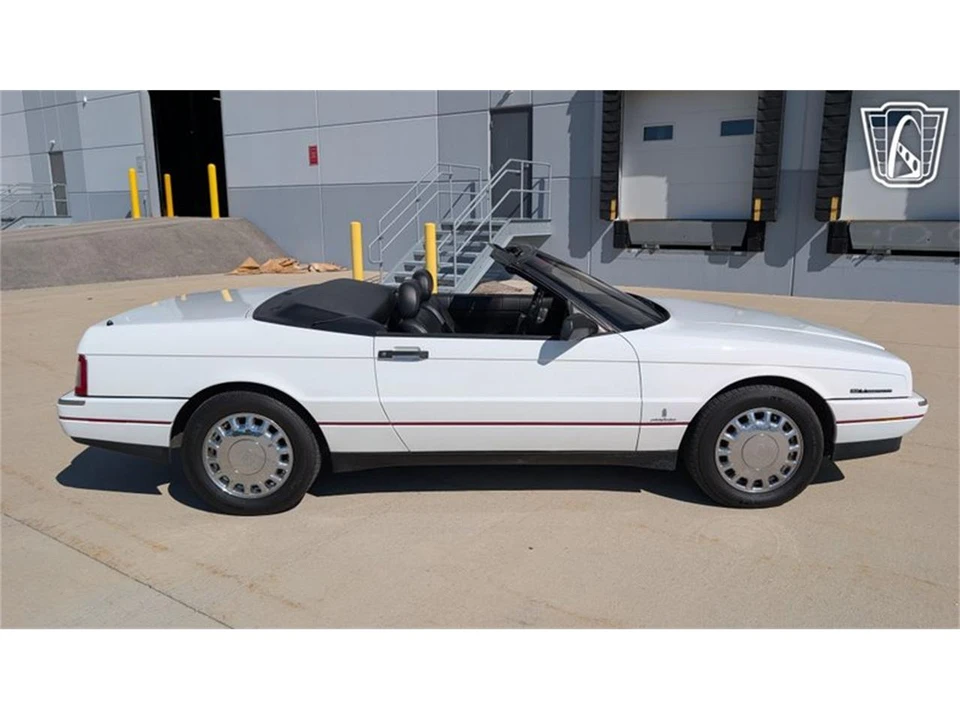 1993 Cadillac Allante - Image 17 of 31