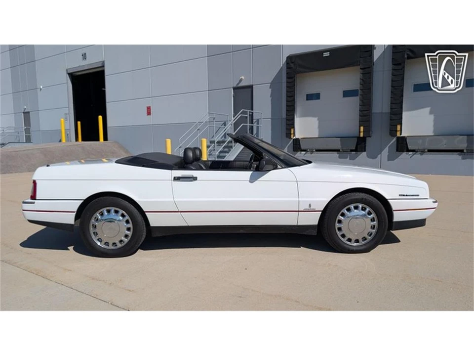 1993 Cadillac Allante - Image 18 of 31