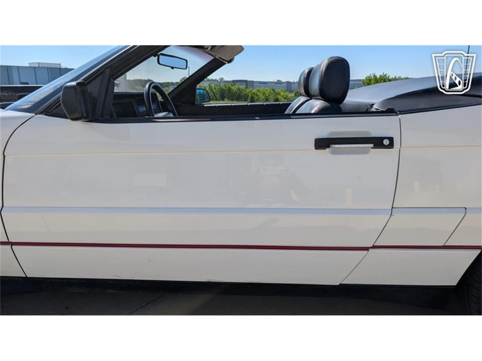 1993 Cadillac Allante - Image 30 of 31