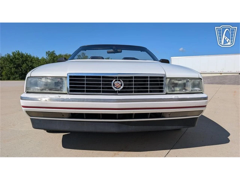 1993 Cadillac Allante - Image 25 of 31
