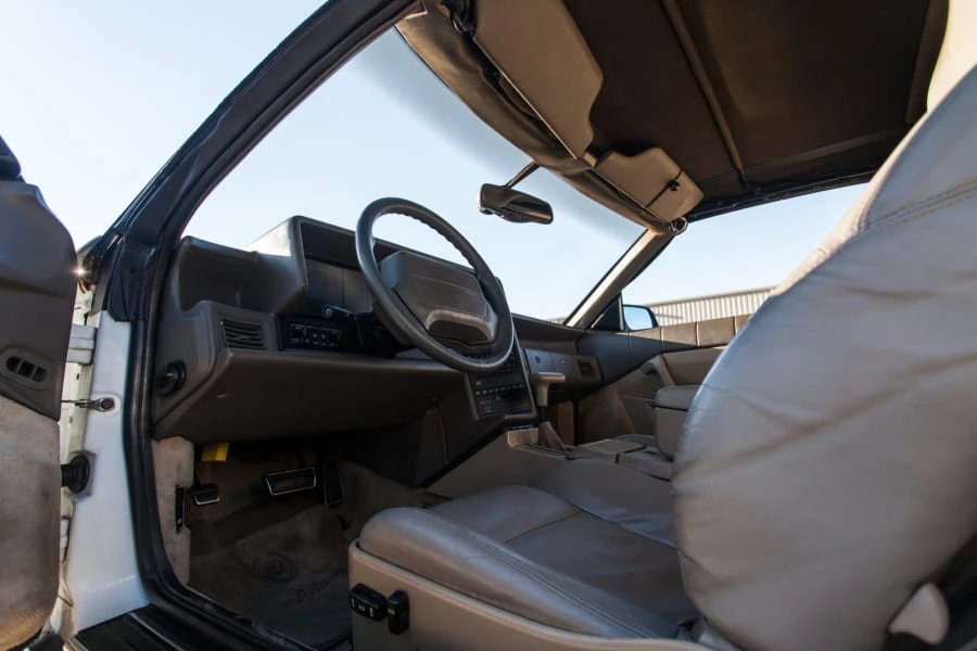 1993 Cadillac Allante - Image 4 of 12