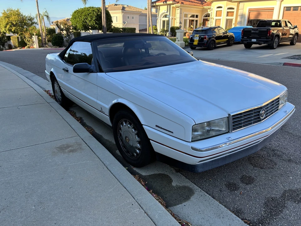 1993 Cadillac Allante - Image 19 of 31