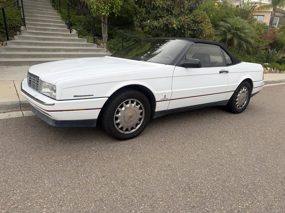 1993 Cadillac Allante - Image 5 of 31