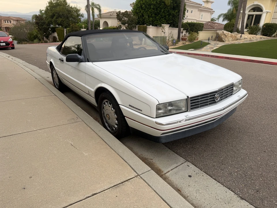 1993 Cadillac Allante - Image 8 of 31