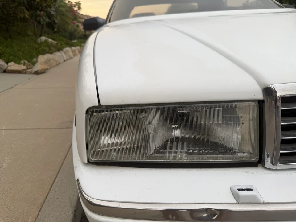 1993 Cadillac Allante - Image 25 of 31
