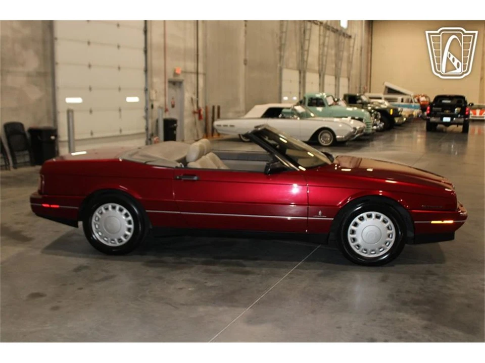 1993 Cadillac Allante - Image 6 of 31