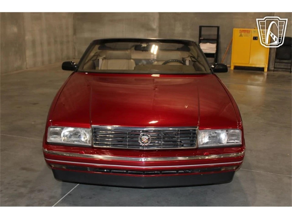 1993 Cadillac Allante - Image 8 of 31