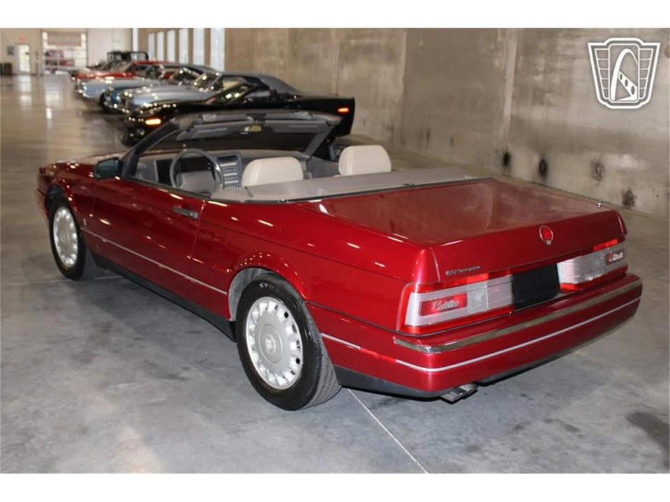 1993 Cadillac Allante - Image 3 of 31