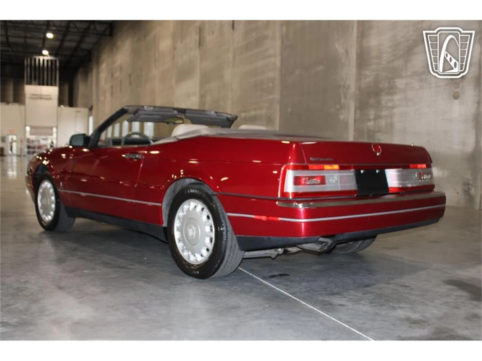 1993 Cadillac Allante - Image 19 of 31