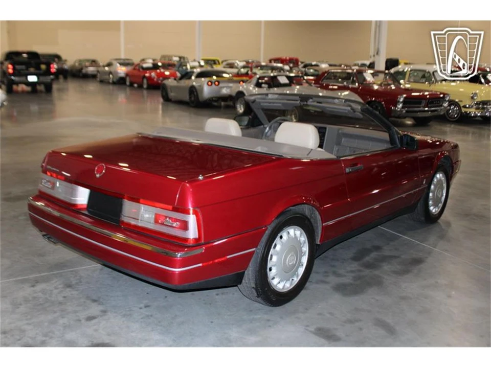1993 Cadillac Allante - Image 5 of 31